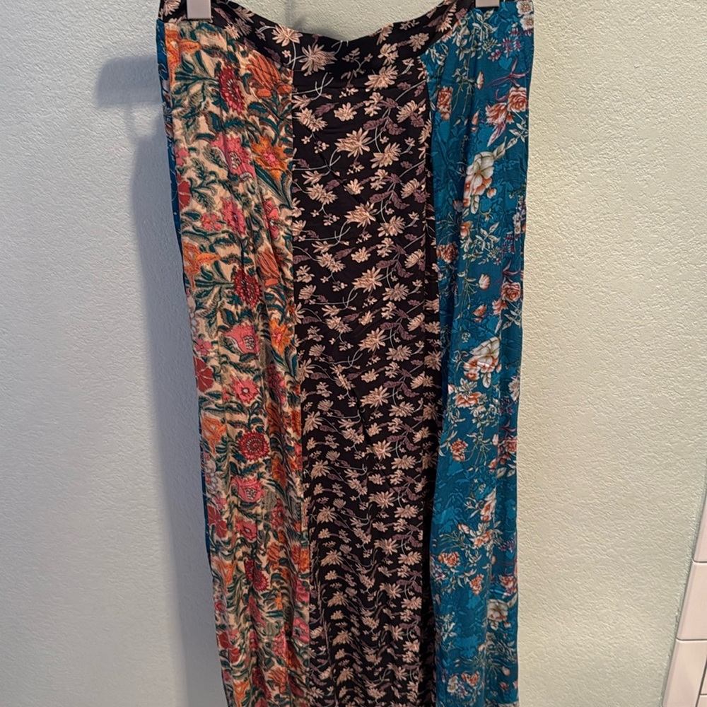 Natural Life skirt size M